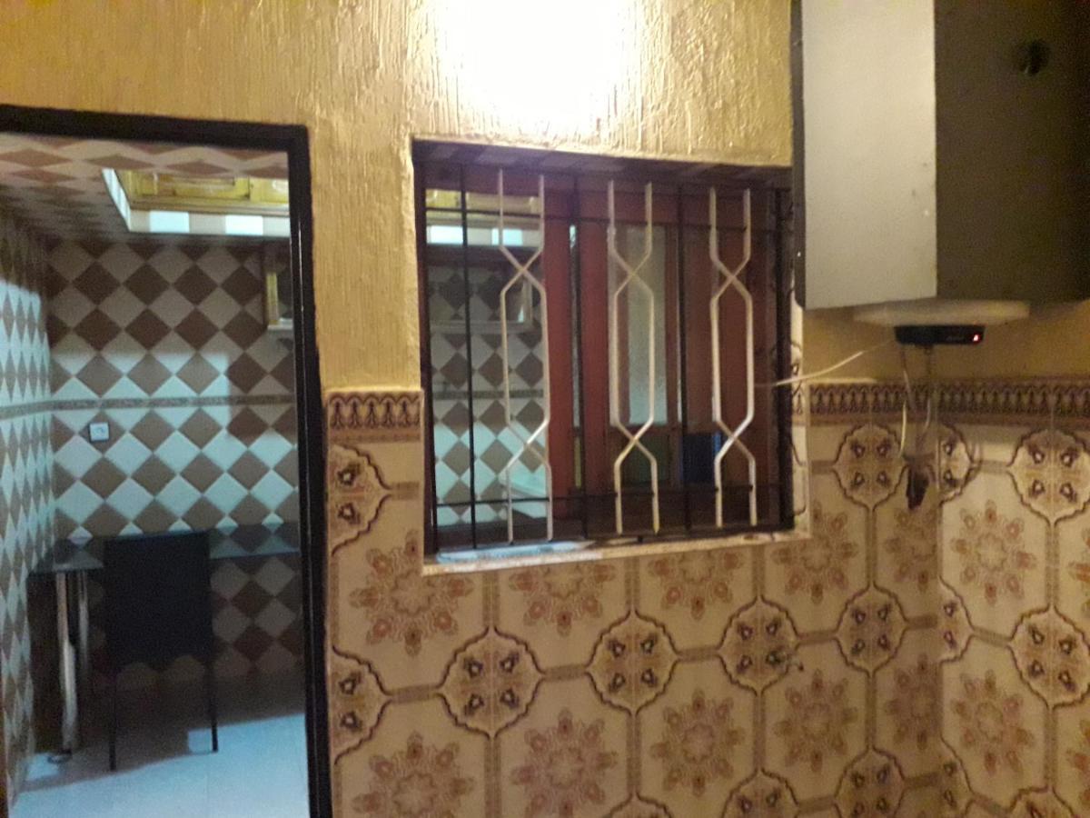 Appartement Moderne 3 Chambres フェズ エクステリア 写真